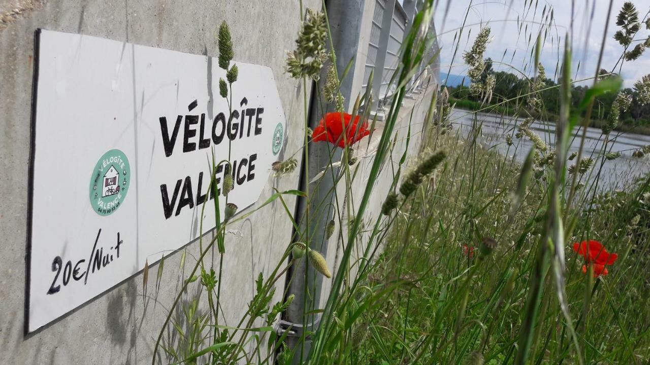 Velo Gite Valence Valence  Extérieur photo